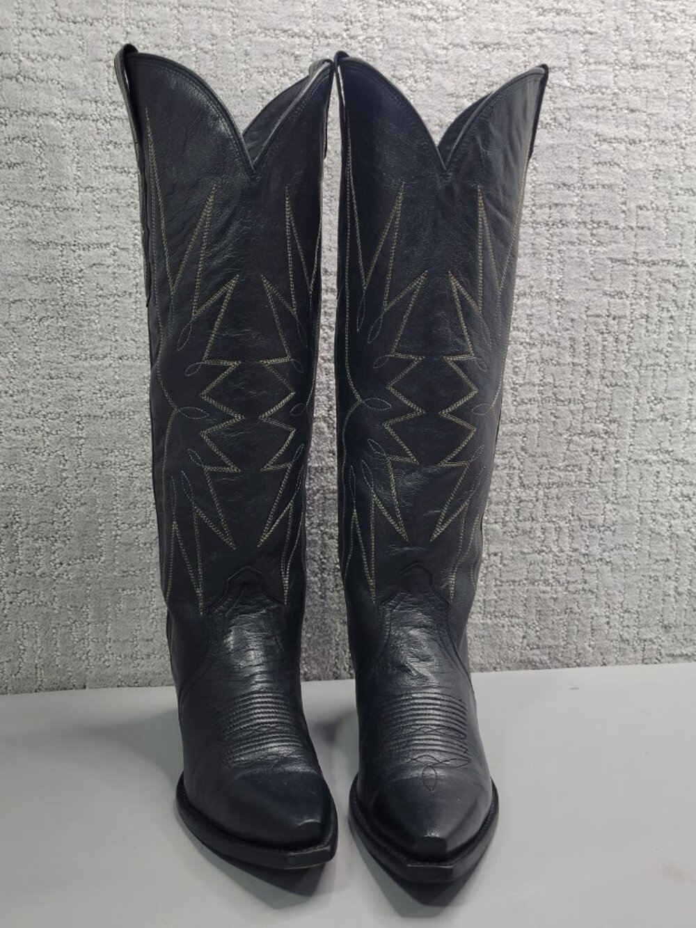 Tecovas The Loretta Women's Size US 7B Midnight Cowgirl Boots. - Picture 2 of 10